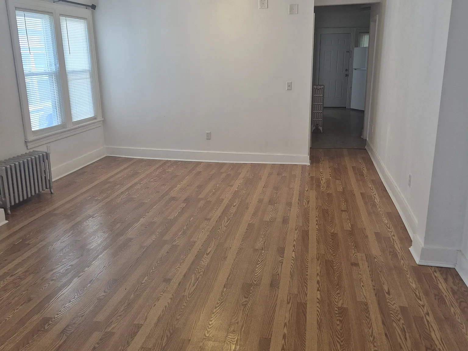 2 bed, $1,200 — Photo 2