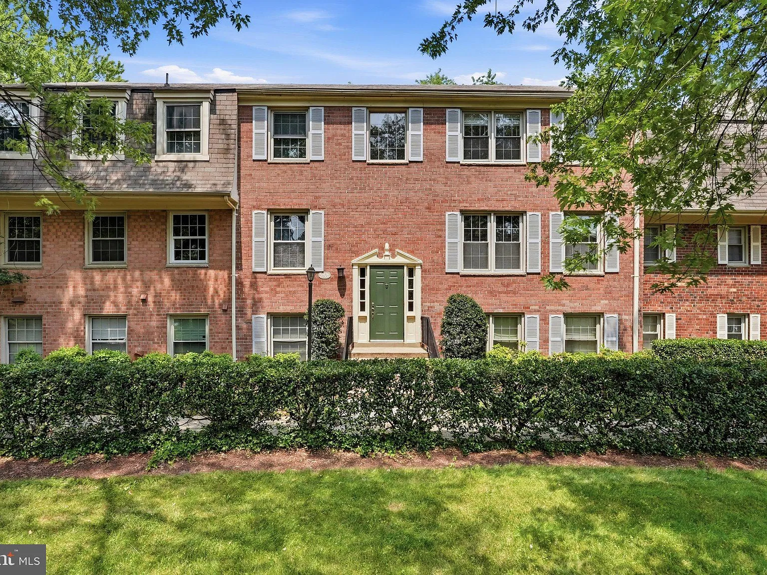 5976 Westchester Park Dr — Photo 1