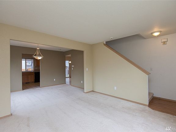 2nd image of 1601 186th Street Ct E