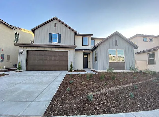 4 bed, 2871 sqft, $6,500 — Photo 4