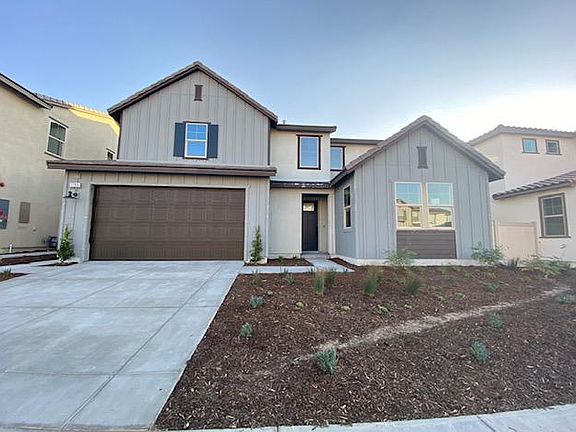 Farmhouse style exterior