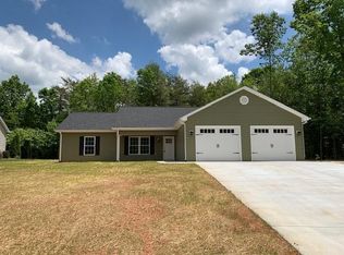 134 Deer Ridge Dr, Hudson, NC 28638