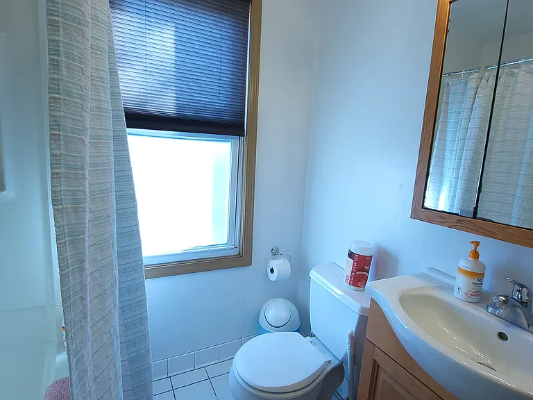 25 Beacon St #UPPER — Photo 10
