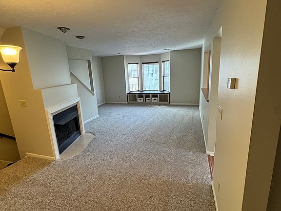 2nd image of 816 Tollis Pkwy
