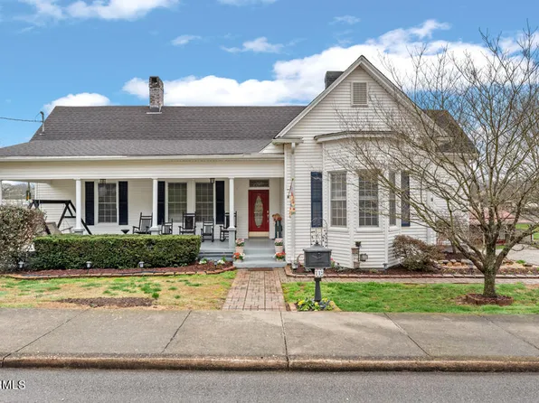 719 Medaris St, Clinton, TN 37716