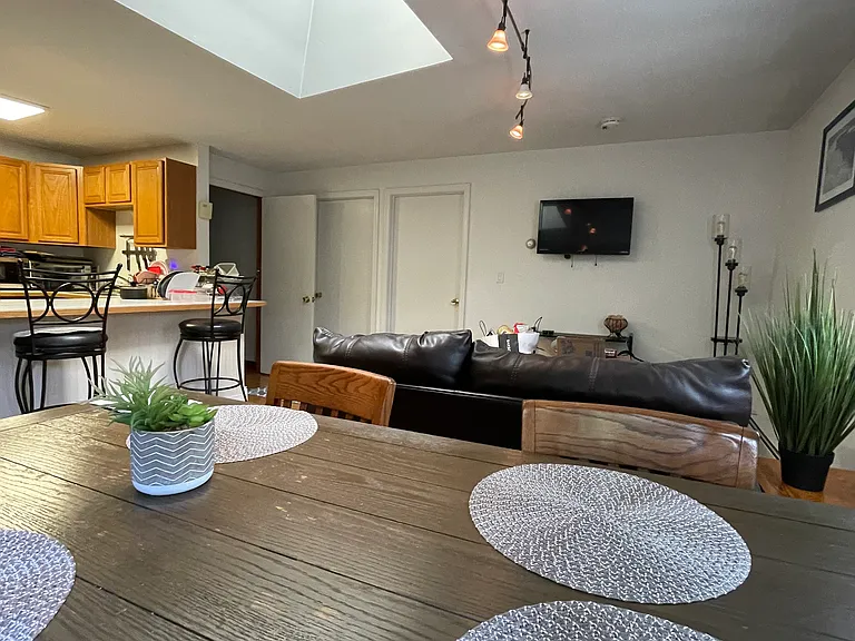 92 Edwards St #9 — Photo 8