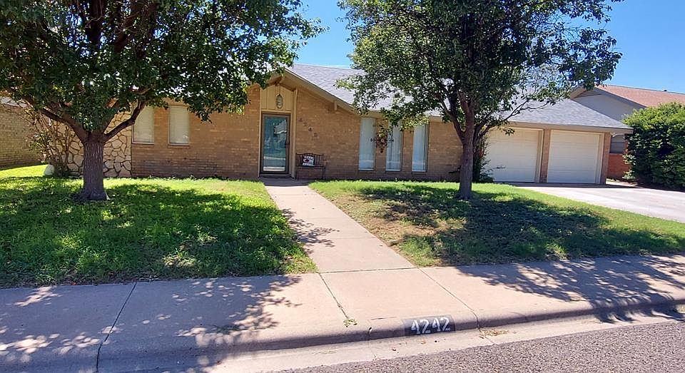1st image of 4242 Bay Oaks Dr