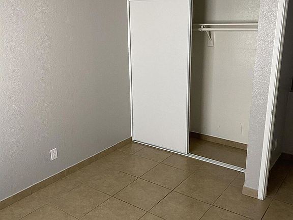 5th image of 6302 N 64th Dr APT 19