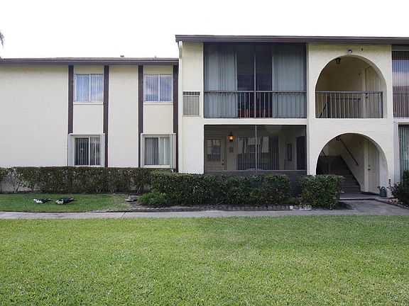 2nd image of 5760 Pine Wood Dr APT C-1