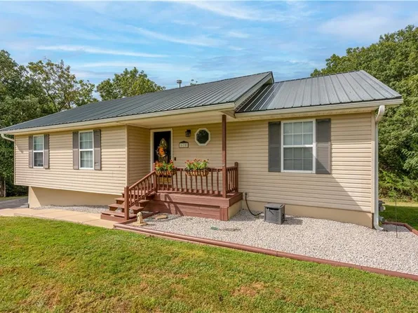 615 SE 145th Rd, Warrensburg, MO 64093