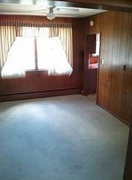 3rd image of 15 Derby Ave
