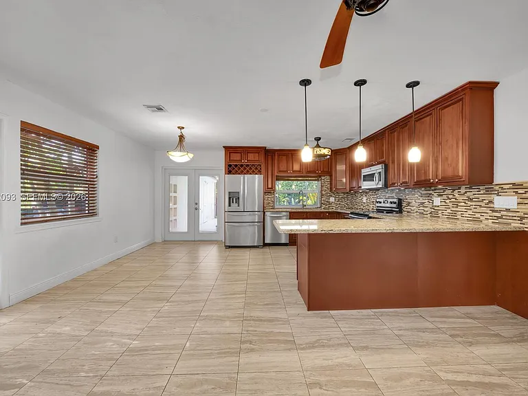 13720 SW 74th Ct — Photo 9