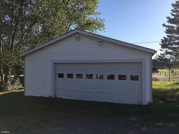517 Edgehill Garage
