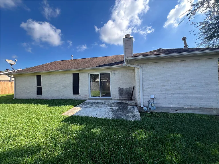 1819 Hanbury Ct — Photo 21