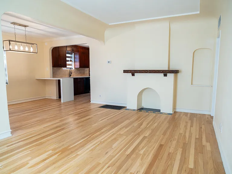 1211 Mesita Dr — Photo 19