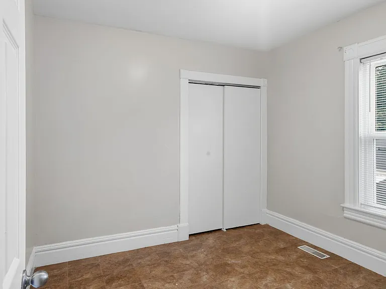 42 Glen St #44 — Photo 16