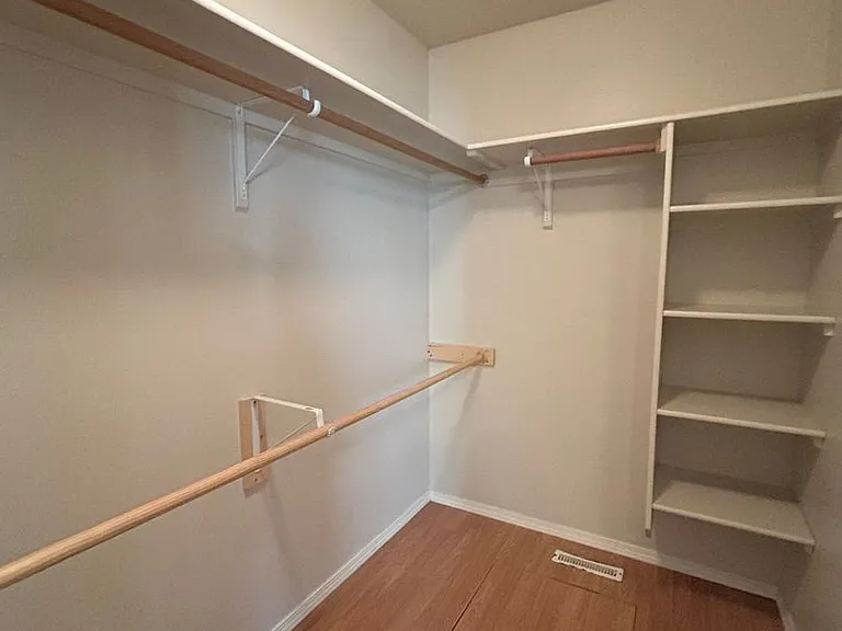 115 E Cassidy Dr — Photo 7