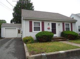 116 Clews St, Pawtucket, RI 02861