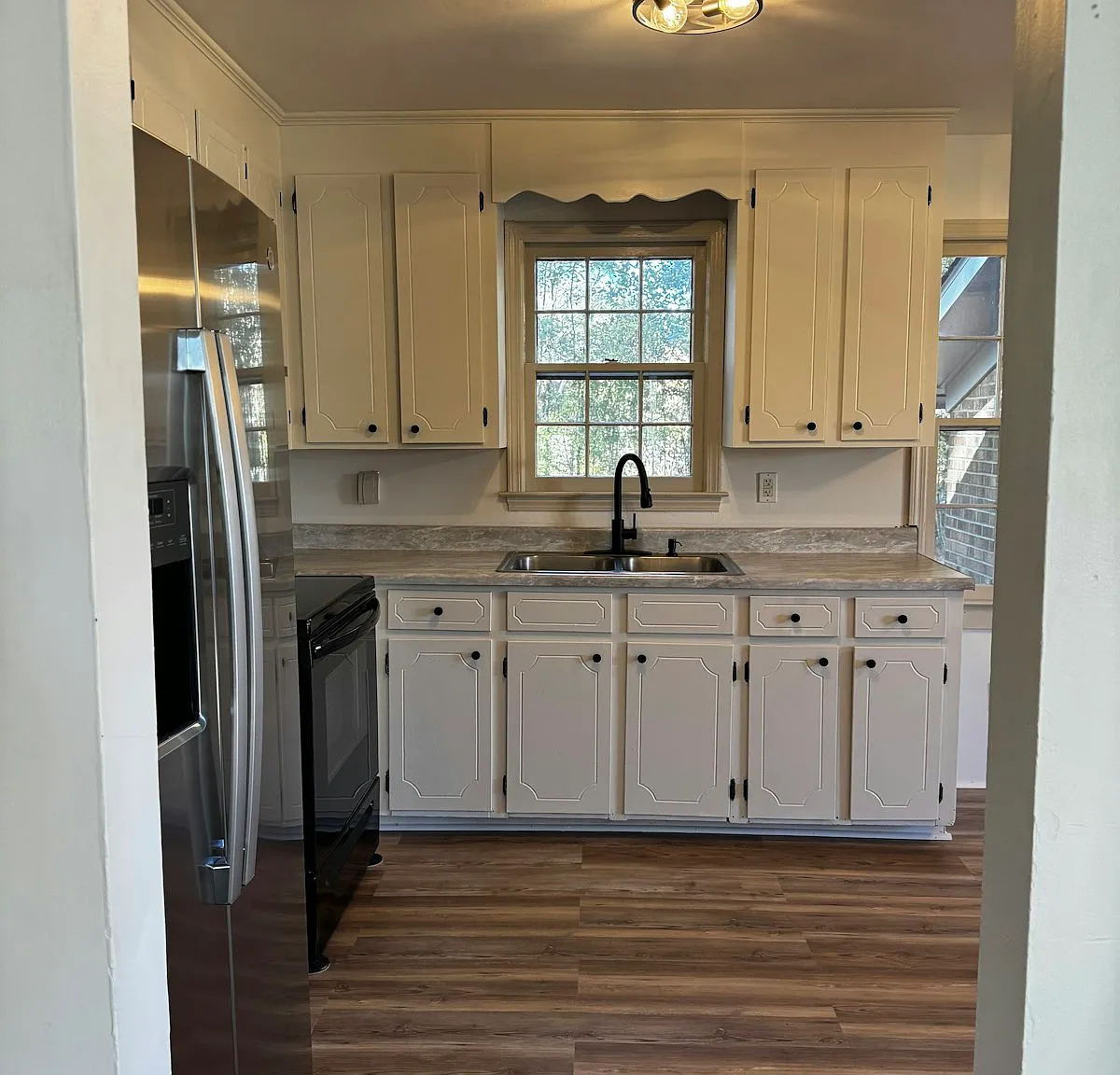 102 Busbee Court — Photo 4