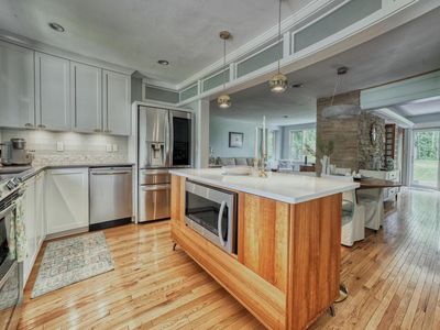 15005 Wisconsin AVENUE, Elm Grove, WI, 53122