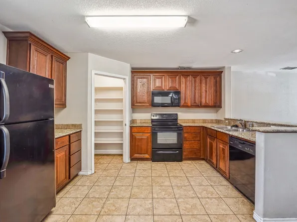 1475 N Columbia St, Stephenville, TX 76401