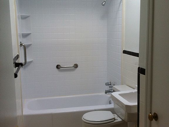 2nd floor bath