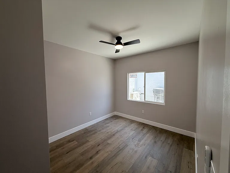 440 Denby St #3 — Photo 4