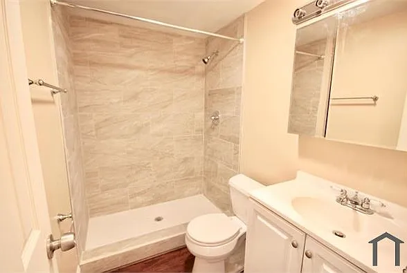 47 Waltham E #47-B — Photo 7