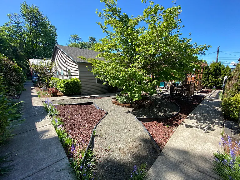 2124 NW 31st Ave #1 — Photo 3