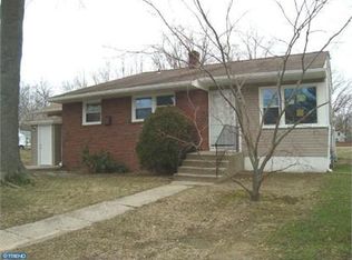 416 N Warwick Rd, Somerdale, NJ 08083