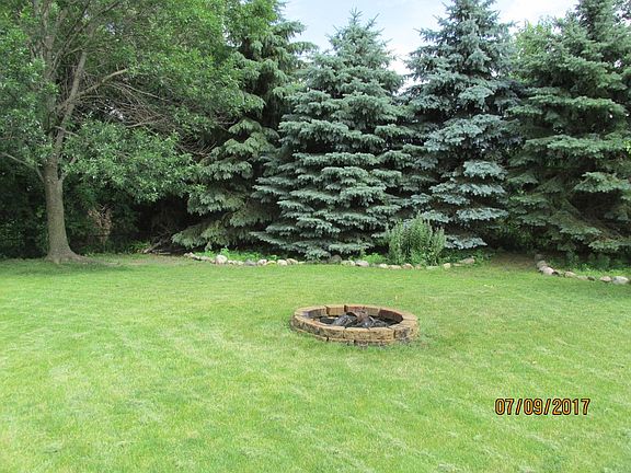 3rd image of 8533 Chanhassen Hills Dr S