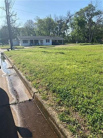 2nd image of 0 13th St