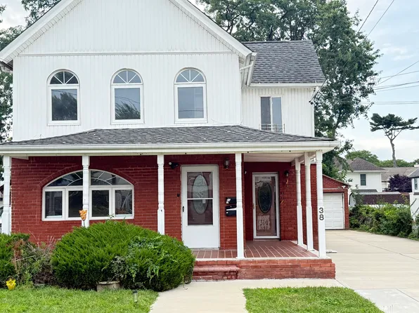 38 5th St, Valley Stream, NY