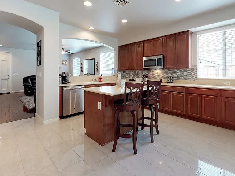 1113 Tori Ct — Photo 6