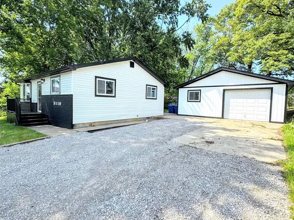 3110 McGinnis Dr, Fenton, MI 48430