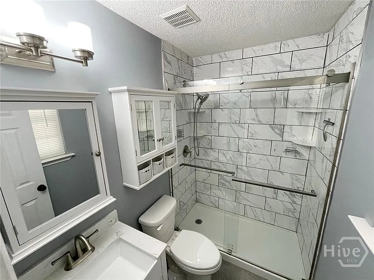 119 Mustang Dr — Photo 44