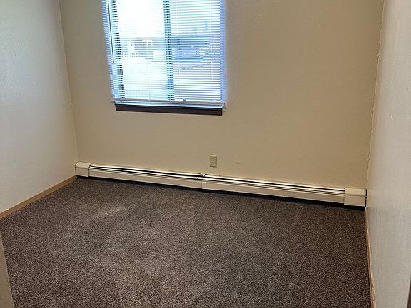 4th image of 503 15th Ave S #E-202