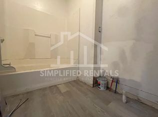 66 6th St #1, Dover, NH 03820