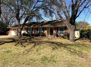 8204 Llano Ave, Benbrook, TX 76116