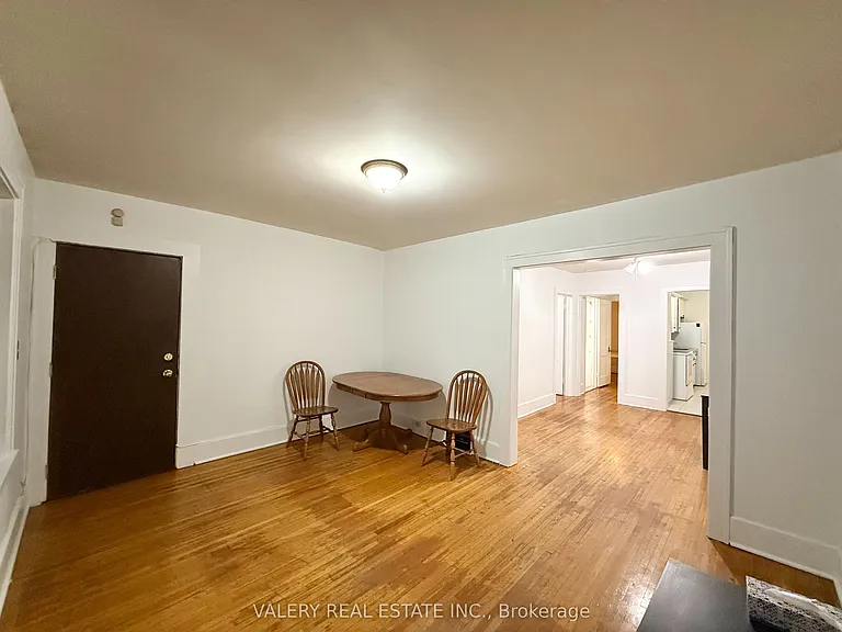 1093 Howard Ave #4 — Photo 5