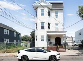 98 Houston St, Newark, NJ