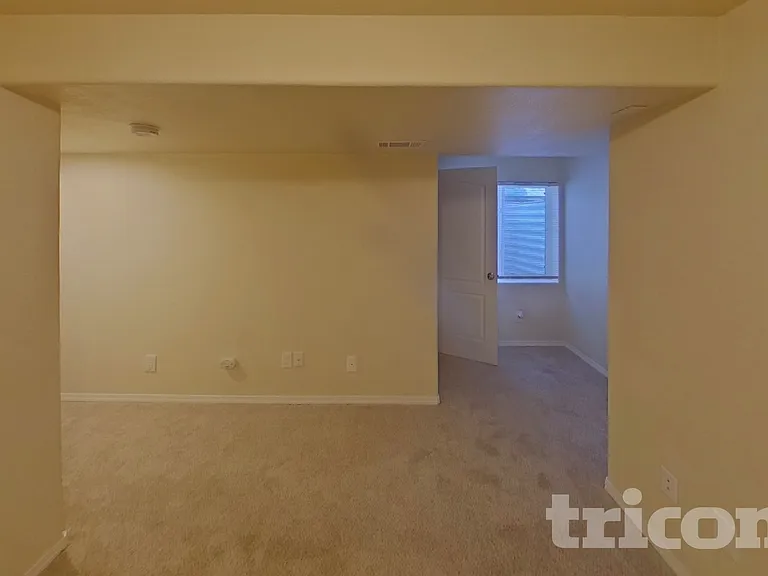 7147 Silverwind Cir — Photo 19