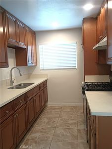 648 Abbey Ln, Pomona, CA, 91767