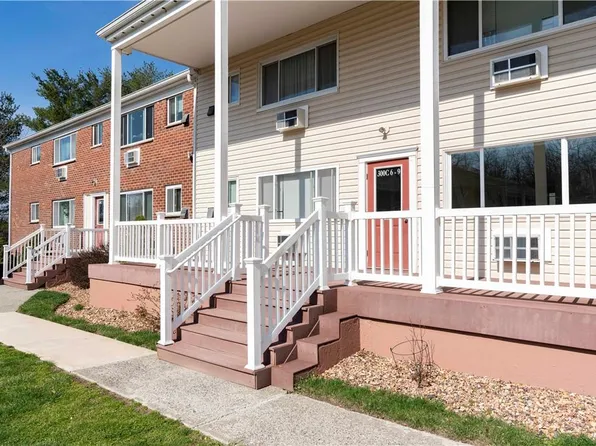 300 Ketchamtown Road #C7, Wappingers Falls, NY 12590