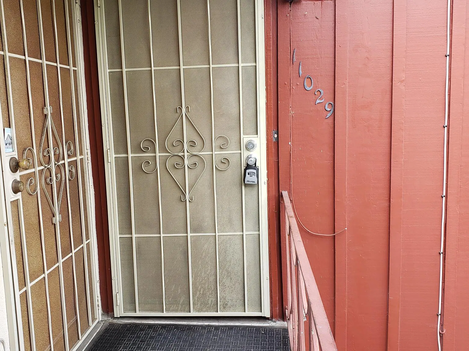 1 bed, 600 sqft, $2,100 — Photo 2