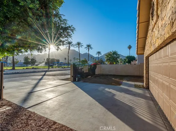 51785 Avenida Bermudas, La Quinta, CA 92253