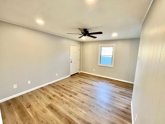 4th image of 310 Watauga Dr APT 5