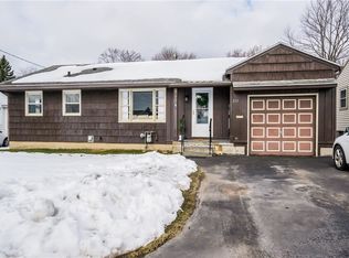 111 Cole Rd, East Syracuse, NY 13057