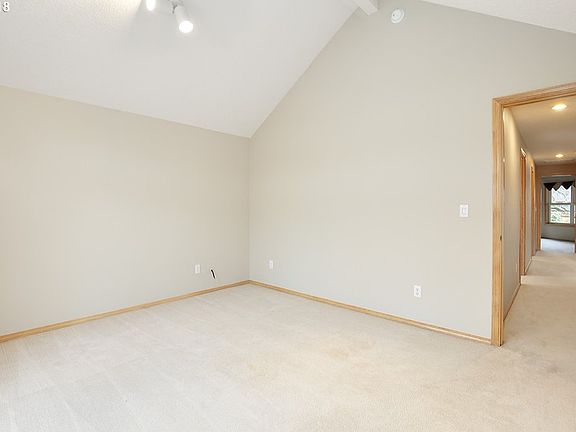 4th image of 2908 SE 161st Ave