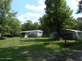 8 Sims Rd, Saint Helena Island, SC 29920